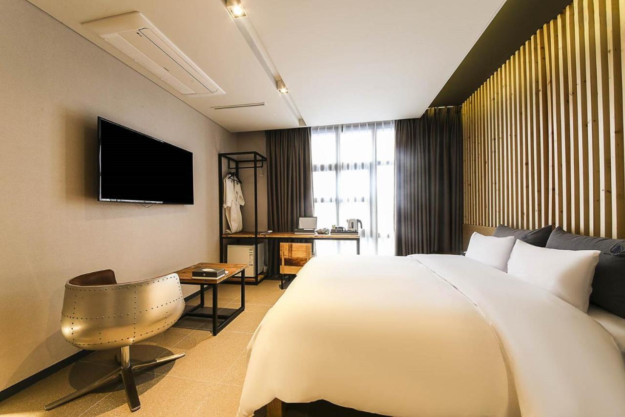 Yeoubi Hotel Ilsan Ni Exterior foto